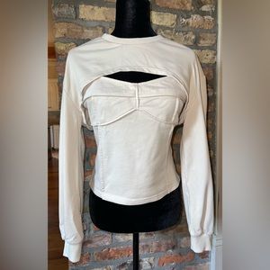 Strut & bolt two piece top. NEVER WORN